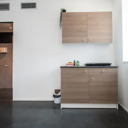 Loft Smart Parma L Wi-Fi Fibra, Indipendente, Perfetto Per Business E Coppie * パルマ