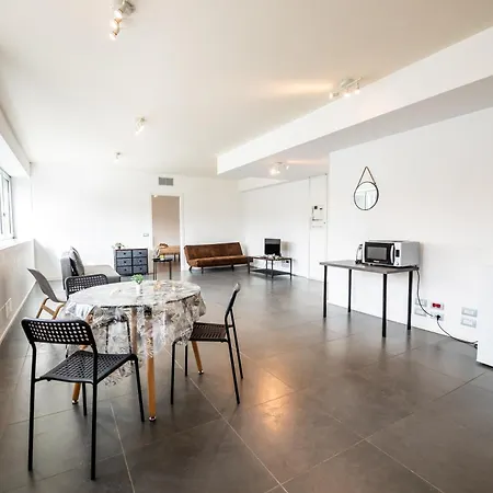 Loft Smart Parma L Wi-Fi Fibra, Indipendente, Perfetto Per Business E Coppie アパート