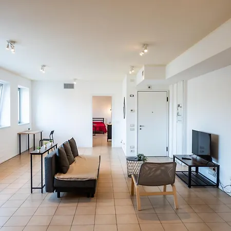 Apartmán Loft Smart Parma L Wi-Fi Fibra, Indipendente, Perfetto Per Business E Coppie *