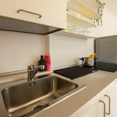 Apartmán Loft Smart Parma L Wi-Fi Fibra, Indipendente, Perfetto Per Business E Coppie Parma