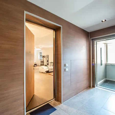 Loft Smart Parma L Wi-Fi Fibra, Indipendente, Perfetto Per Business E Coppie Apartmán