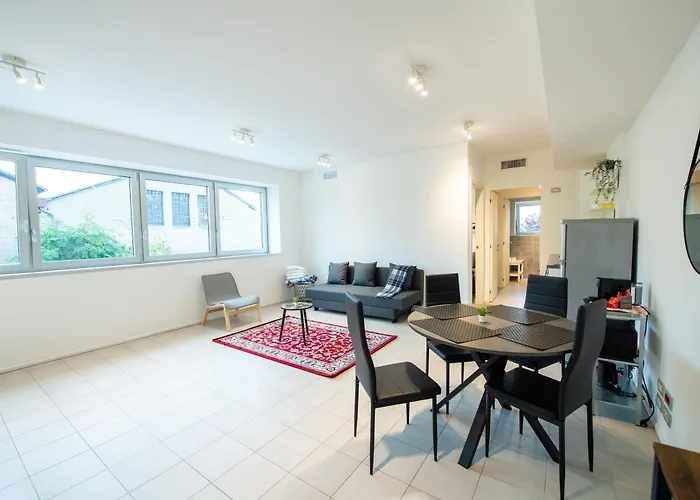 Apartment Loft Smart L Wi-fi Fibra, Indipendente, Perfetto Per Business E Coppie