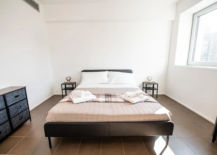 Loft Smart L Wi-fi Fibra, Indipendente, Perfetto Per Business E Coppie Apartment Parma